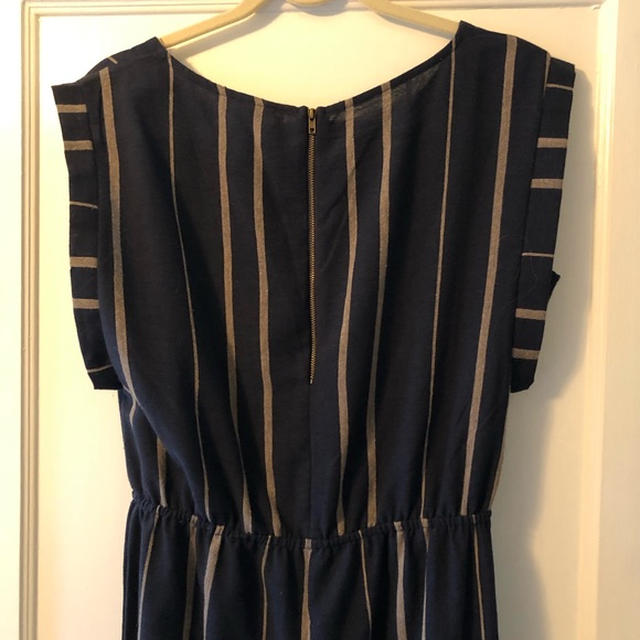 Universal Thread Jumpsuit - Picture 3 of 5